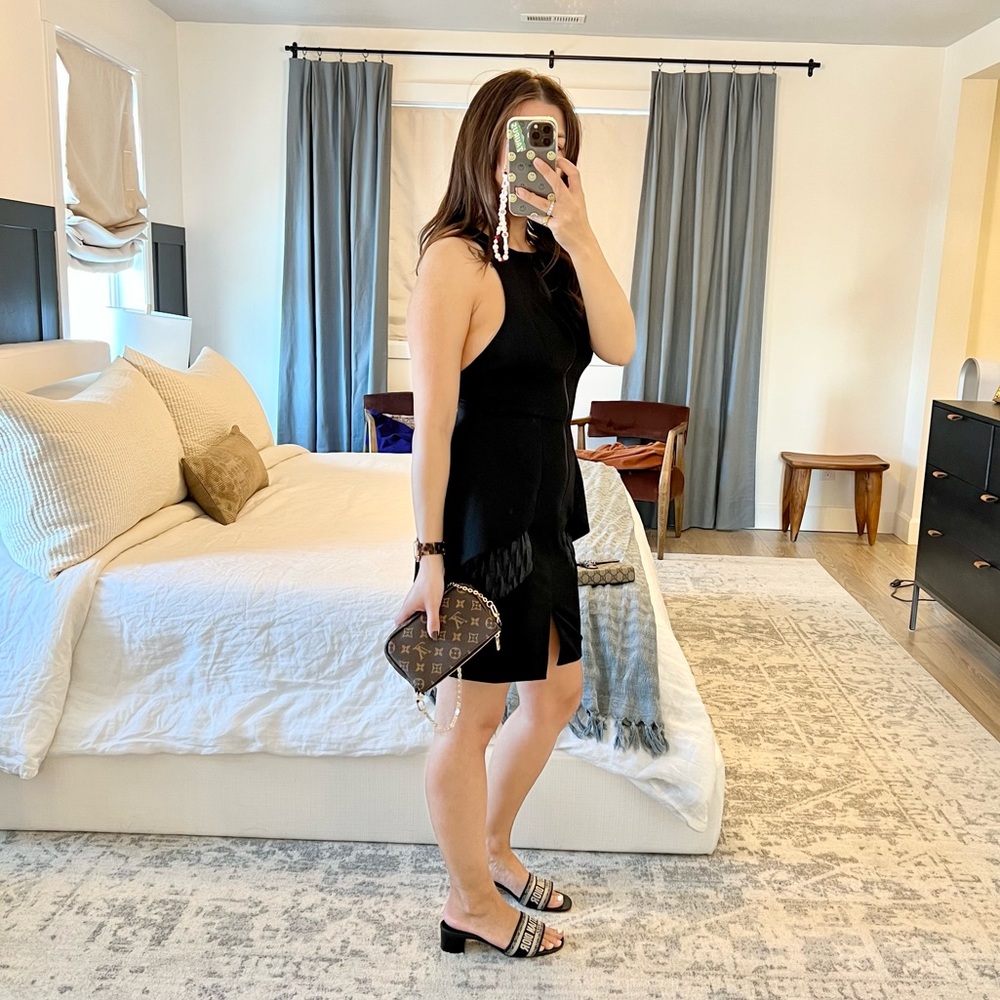 CAMEO Dress - Picture 7 of 11